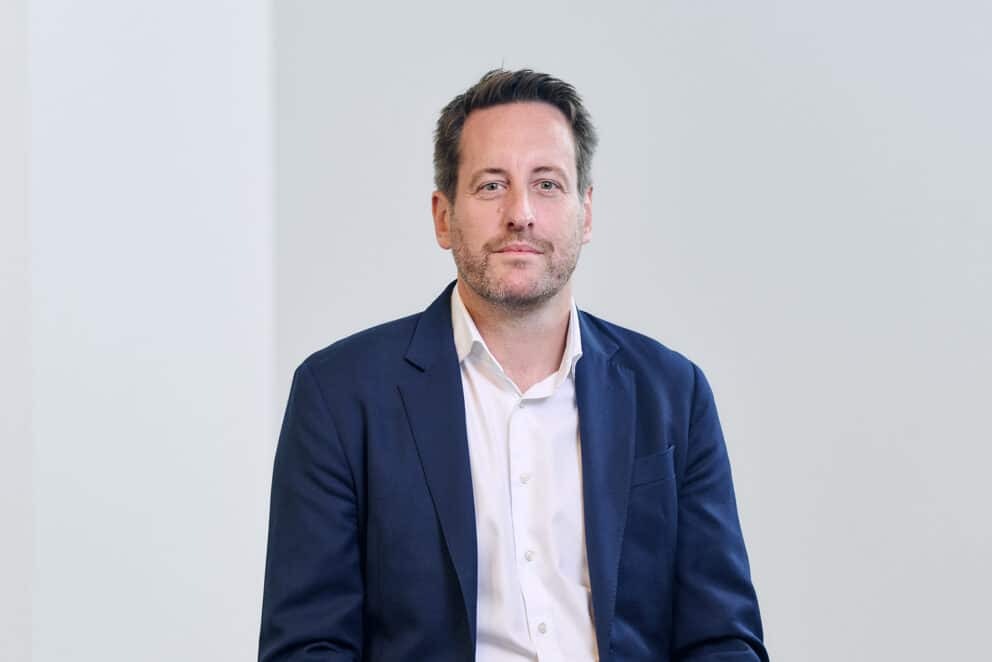 Julian Darrall's headshot