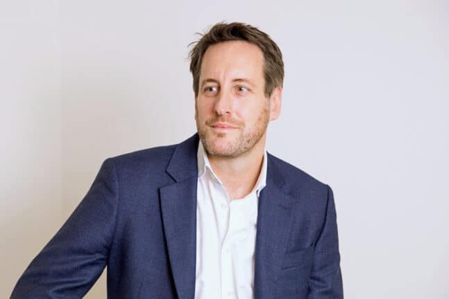 Julian Darrall's headshot
