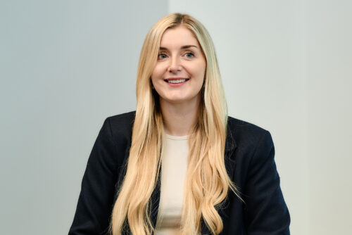 Zoe Ibbetson headshot